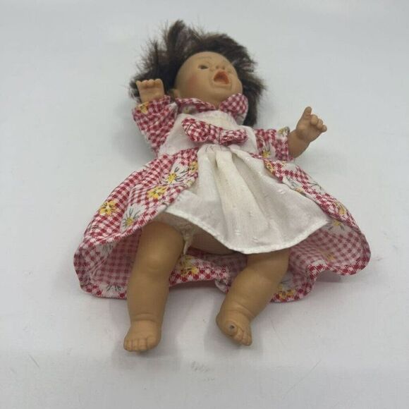 Vintage Gi-Go Toys Baby Girl Doll Red Gingham Floral Dress 9" - Picture 2 of 11